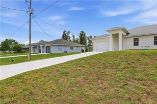 4710 27th ST SW, Lehigh Acres, FL 33973