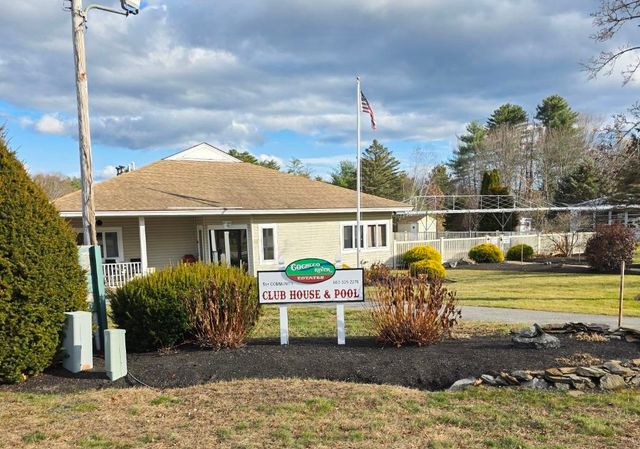 30 Cherokee Way, Rochester, NH 03867