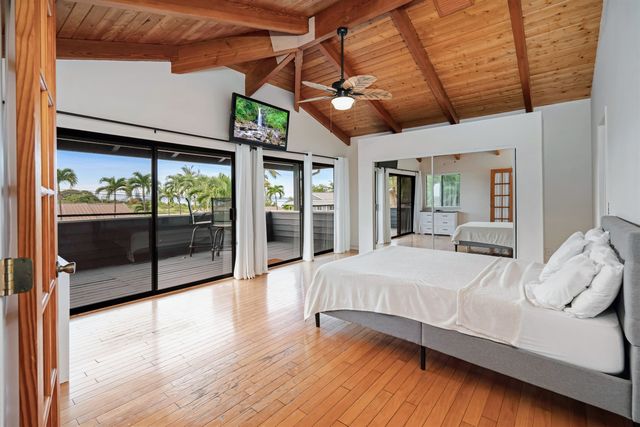 301 Ohina Pl, Kihei, HI 96753