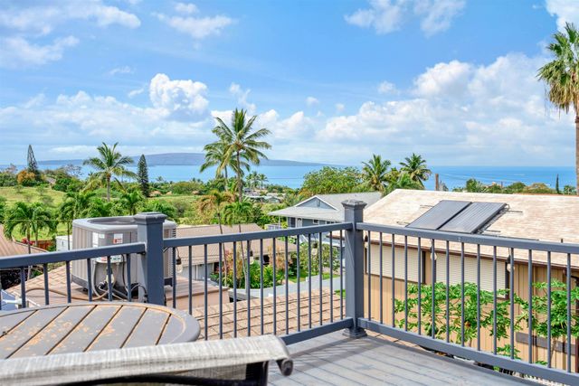 301 Ohina Pl, Kihei, HI 96753