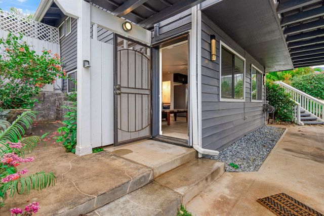 301 Ohina Pl, Kihei, HI 96753