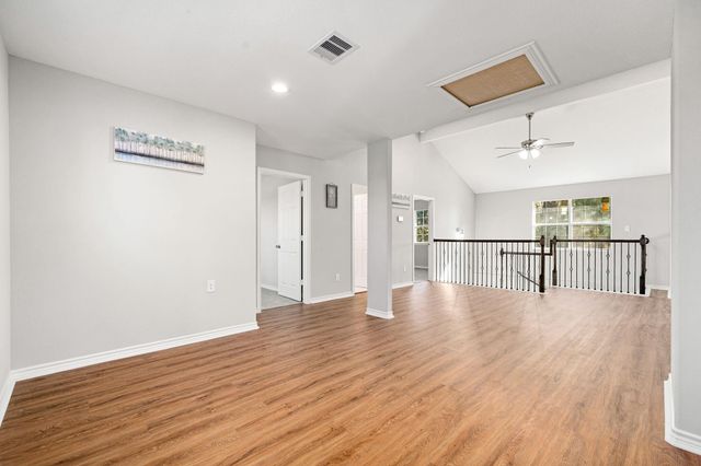 450 N Sunset Boulevard, Holiday Lakes, TX 77515