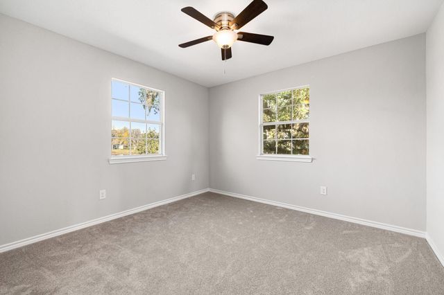 450 N Sunset Boulevard, Holiday Lakes, TX 77515