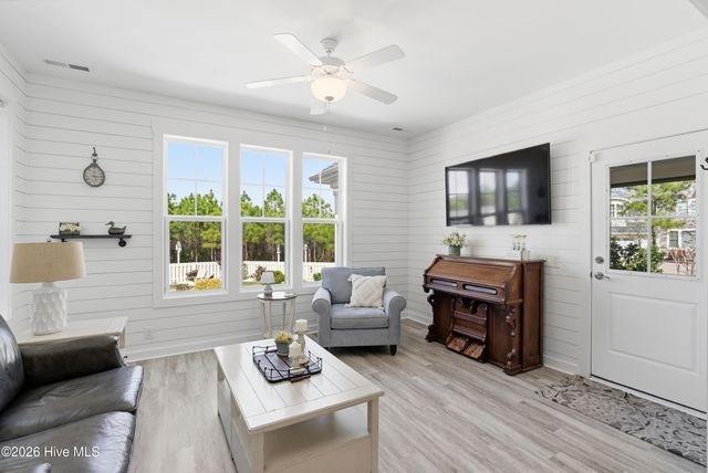 3260 Oceanic Bay Drive, Southport, NC 28461