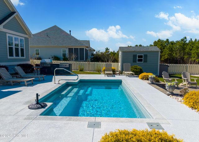 3260 Oceanic Bay Drive, Southport, NC 28461
