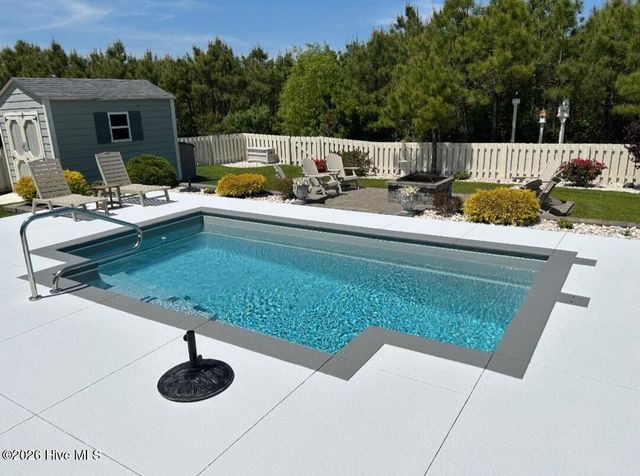 3260 Oceanic Bay Drive, Southport, NC 28461