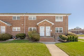 56-27B Utopia Parkway 1014, Fresh Meadows, NY 11365