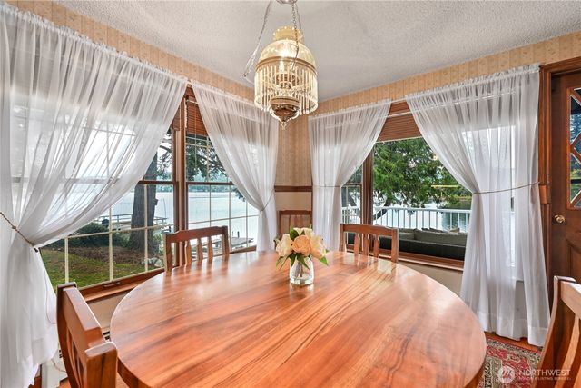 1608 Euclid Avenue, Bellingham, WA 98229