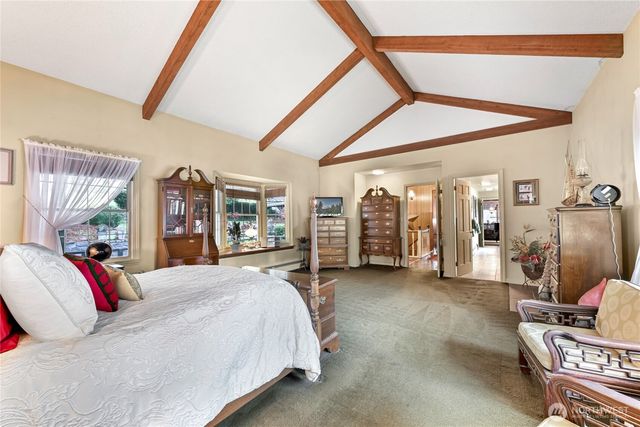 1608 Euclid Avenue, Bellingham, WA 98229