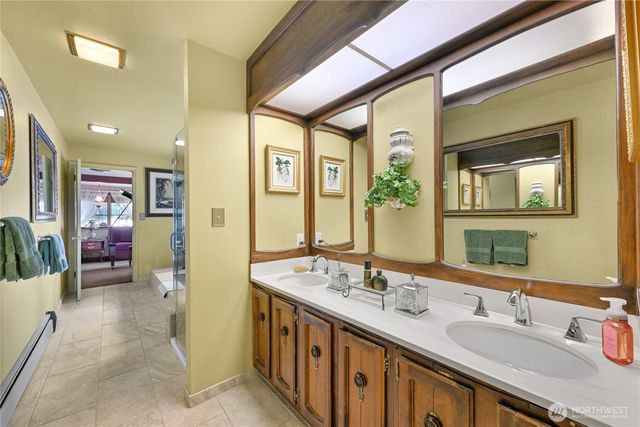 1608 Euclid Avenue, Bellingham, WA 98229