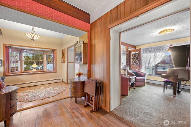 1608 Euclid Avenue, Bellingham, WA 98229