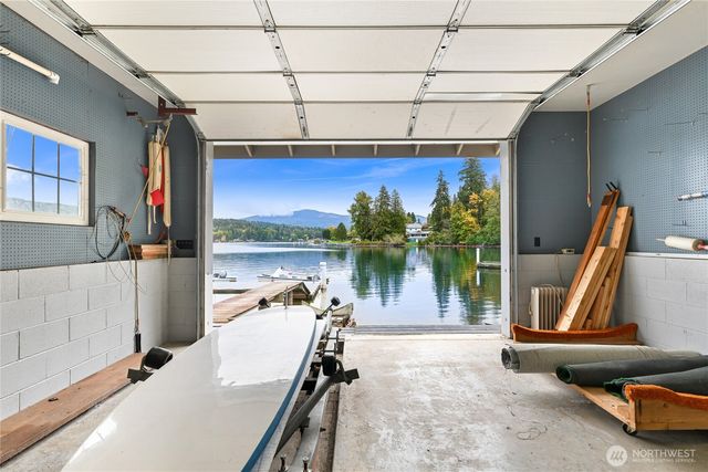 1608 Euclid Avenue, Bellingham, WA 98229