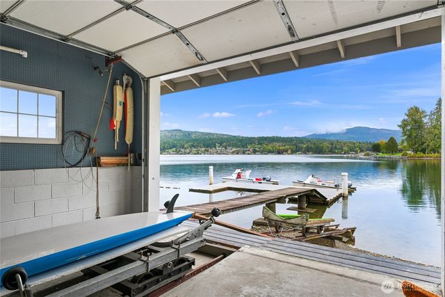 1608 Euclid Avenue, Bellingham, WA 98229