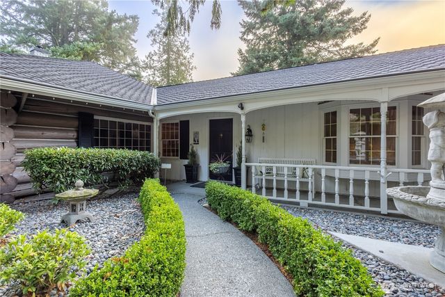 1608 Euclid Avenue, Bellingham, WA 98229