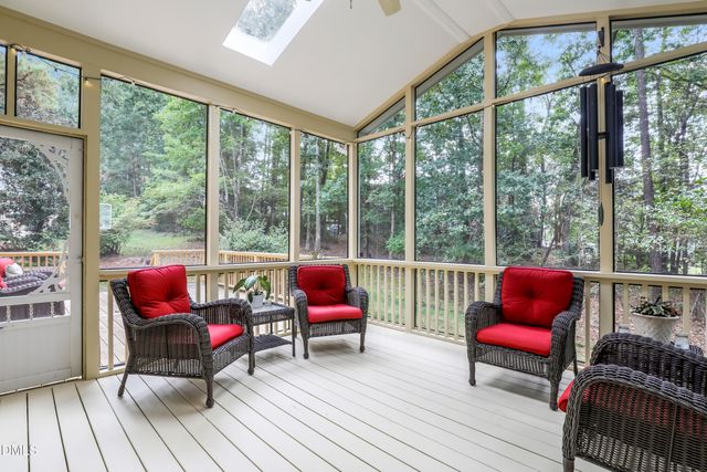 212 Cobble Ridge Drive, Chapel Hill, NC 27516