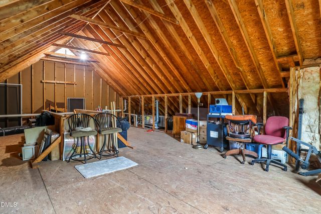 212 Cobble Ridge Drive, Chapel Hill, NC 27516