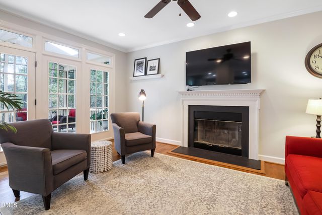 212 Cobble Ridge Drive, Chapel Hill, NC 27516