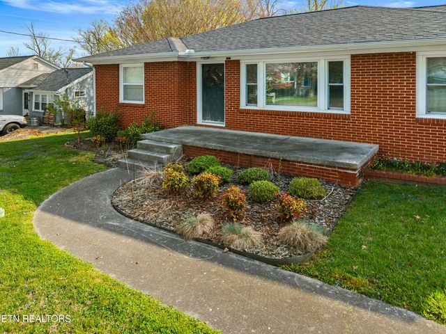 411 Ash St, Morristown, TN 37813