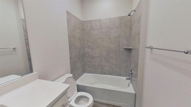 197 Nettletree DR, Buda, TX 78610