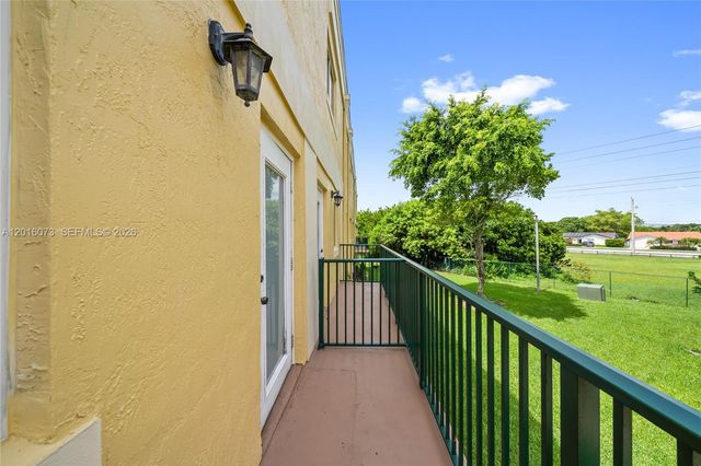 12635 SW 91st St 208, Miami, FL 33186