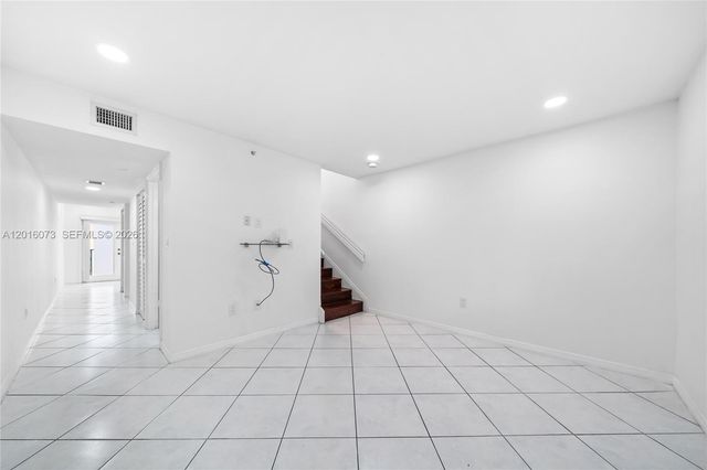 12635 SW 91st St 208, Miami, FL 33186