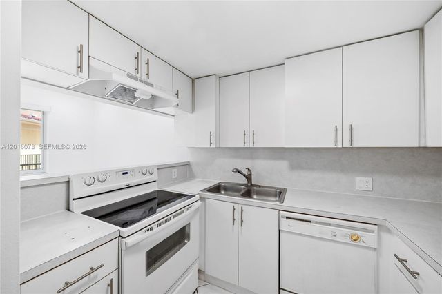 12635 SW 91st St 208, Miami, FL 33186