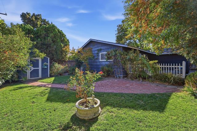 5977 Dewey Blvd, Sacramento, CA 95824