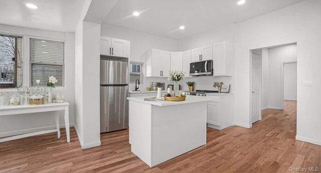 3412 Hunter Avenue, Bronx, NY 10475