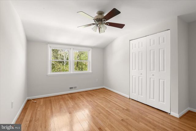 1111 LINDEN AVE, Halethorpe, MD 21227