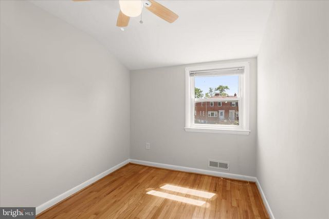 1111 LINDEN AVE, Halethorpe, MD 21227