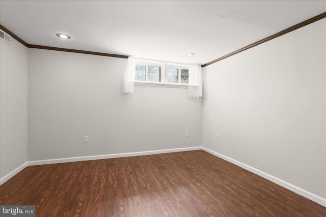 1111 LINDEN AVE, Halethorpe, MD 21227