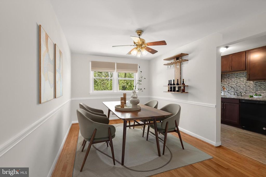 Image 3 of property listing at 1111 LINDEN AVE, Halethorpe, MD 21227