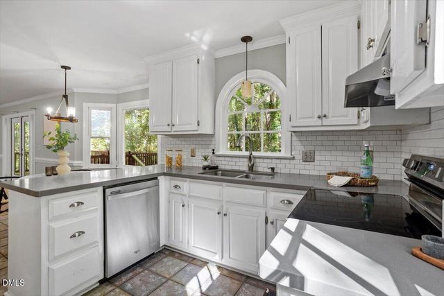 18 W Bridlewood Trail, Durham, NC 27713