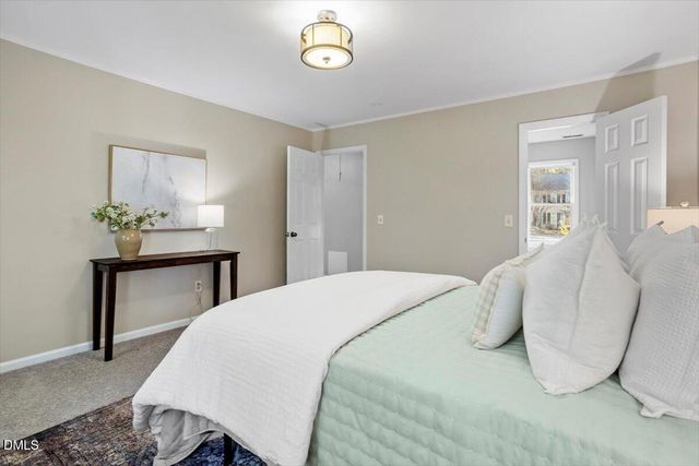 18 W Bridlewood Trail, Durham, NC 27713