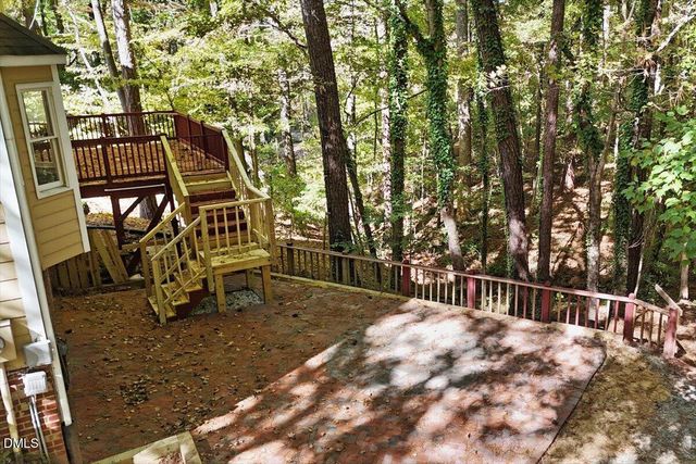 18 W Bridlewood Trail, Durham, NC 27713