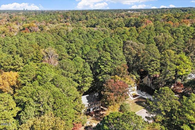 18 W Bridlewood Trail, Durham, NC 27713