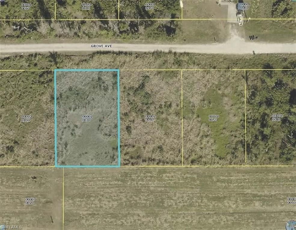 6127 Grove AVE, Bokeelia, FL 33922