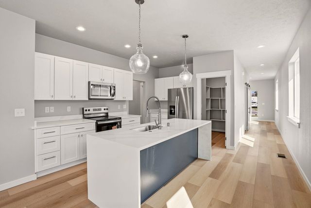 2107 N Sipple Rd, Spokane Valley, WA 99212