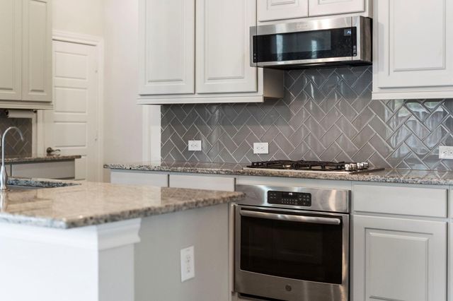 10927 Perennial Mist Drive, Missouri City, TX 77459