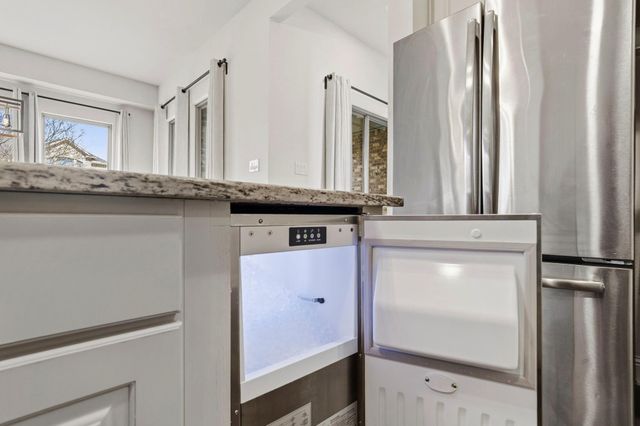 10927 Perennial Mist Drive, Missouri City, TX 77459