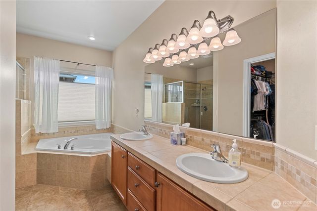 1992 Stoneridge Drive, East Wenatchee, WA 98802