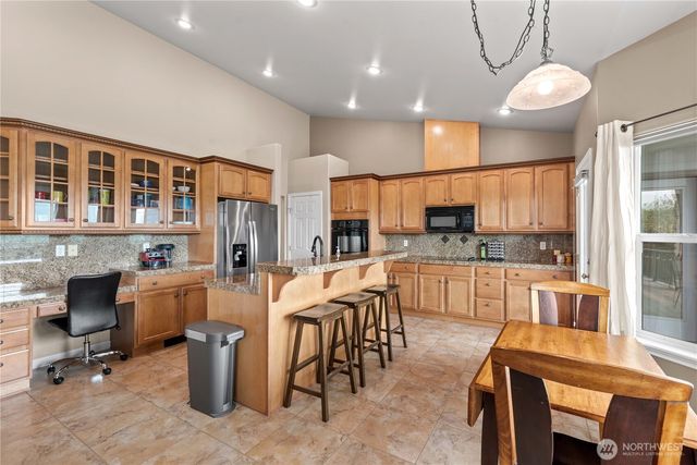 1992 Stoneridge Drive, East Wenatchee, WA 98802