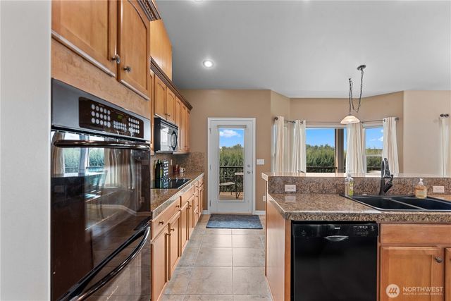 1992 Stoneridge Drive, East Wenatchee, WA 98802