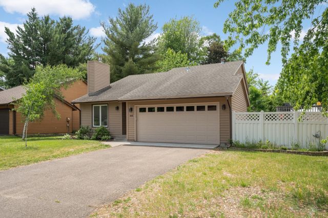 5615 Albert Street, Shoreview, MN 55126