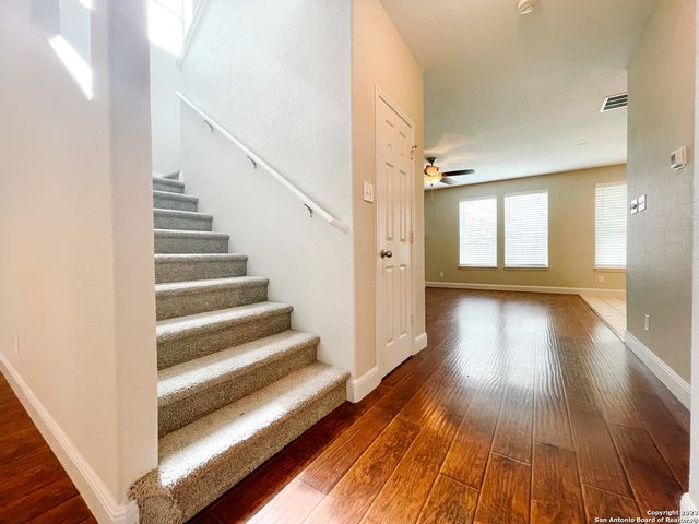7738 Paraiso Cir, Boerne, TX 78015