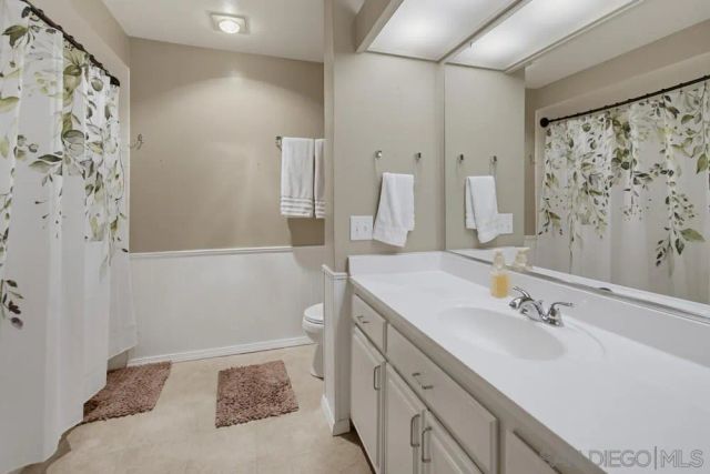17637 POMERADO RD 225, San Diego, CA 92128