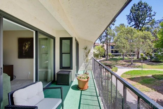 17637 POMERADO RD 225, San Diego, CA 92128