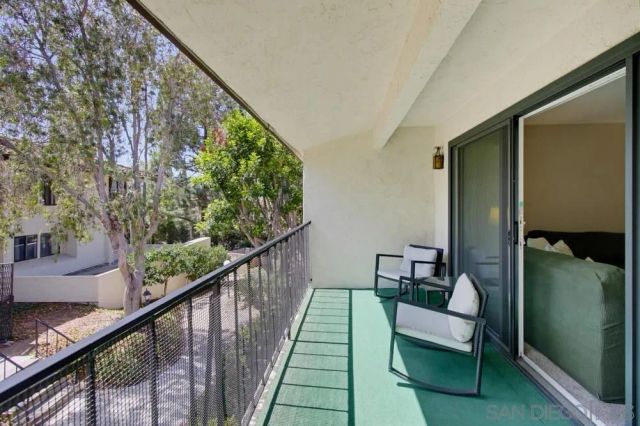 17637 POMERADO RD 225, San Diego, CA 92128