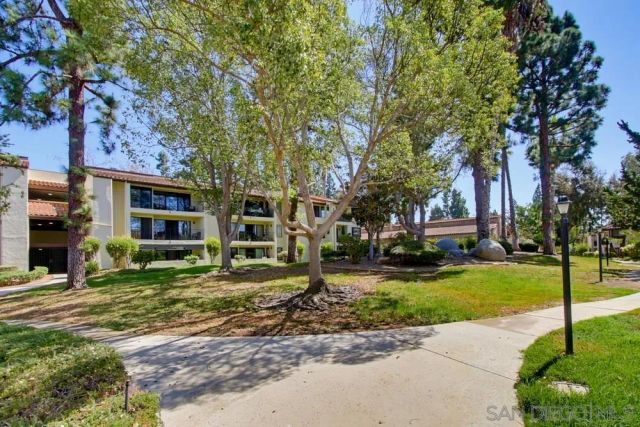 17637 POMERADO RD 225, San Diego, CA 92128