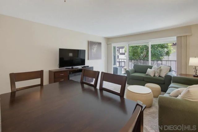 17637 POMERADO RD 225, San Diego, CA 92128